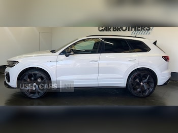 Used Volkswagen Touareg 2018 for sale - 78376539: Photo