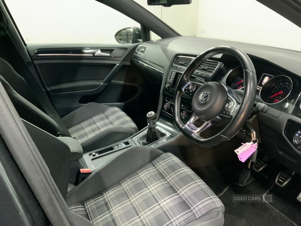 Used Volkswagen Golf 2015 for sale - 76389491: Photo 10