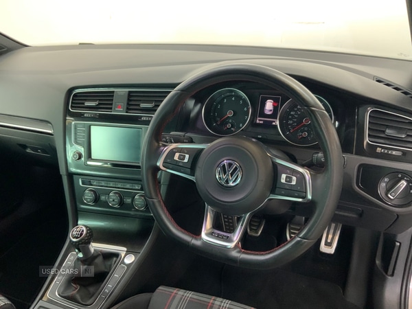 Used Volkswagen Golf 2015 for sale - 76043601: Photo 12