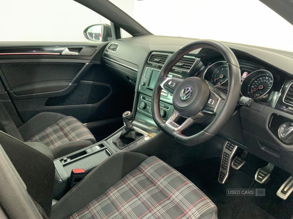 Used Volkswagen Golf 2015 for sale - 76043601: Photo 15