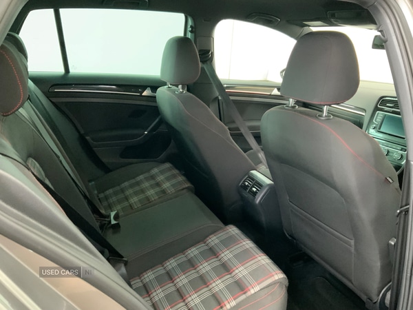 Used Volkswagen Golf 2015 for sale - 76043601: Photo 20