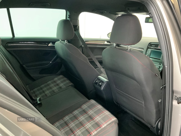 Used Volkswagen Golf 2015 for sale - 76043601: Photo 22
