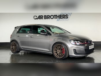 Used Volkswagen Golf 2015 for sale - 76043601: Photo 2