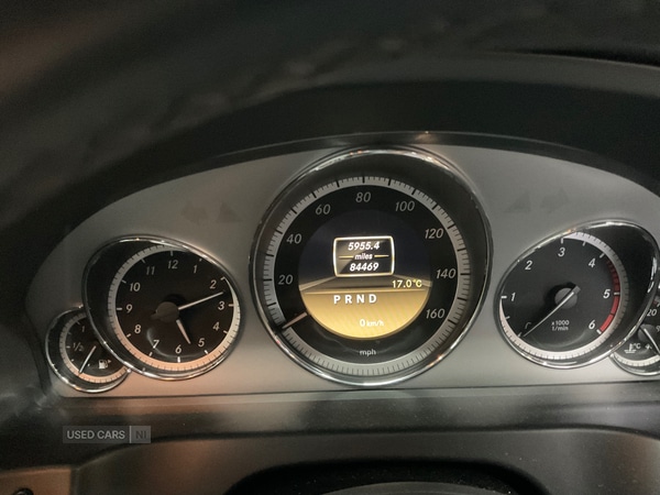 Used Mercedes-Benz E-Class 2011 for sale - 76153572: Photo 12