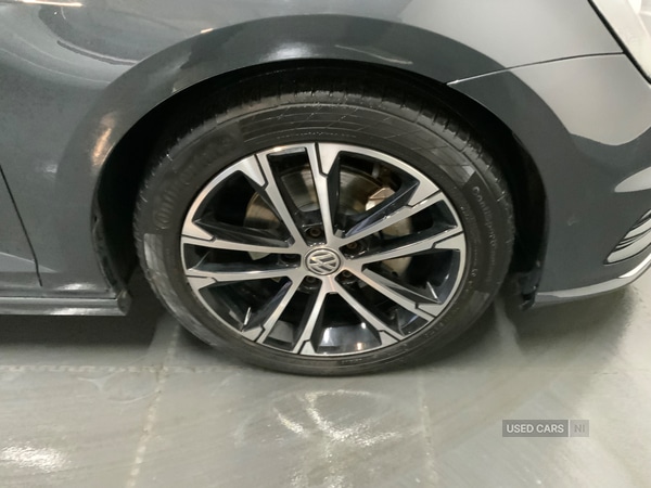 Used Volkswagen Golf 2015 for sale - 76887695: Photo 4