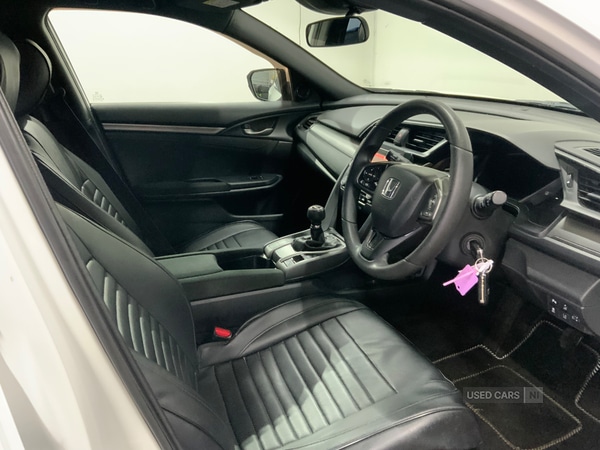 Used Honda Civic 2018 for sale - 76399790: Photo 10