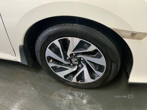 Used Honda Civic 2018 for sale - 76399790: Photo 17