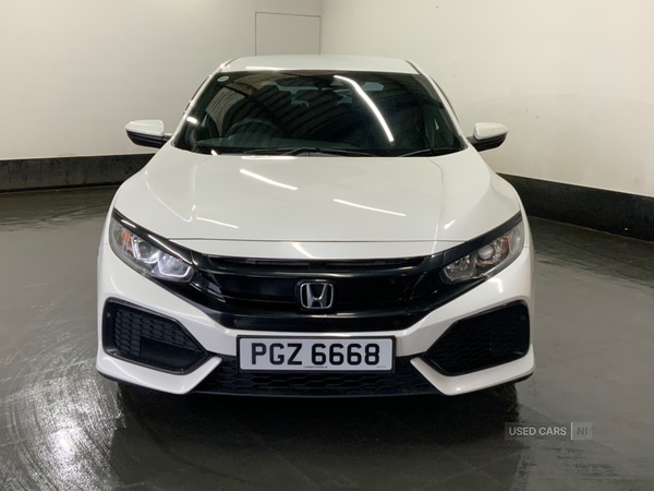 Used Honda Civic 2018 for sale - 76399790: Photo 3
