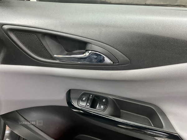 Used Vauxhall Corsa 2015 for sale - 76399936: Photo 18