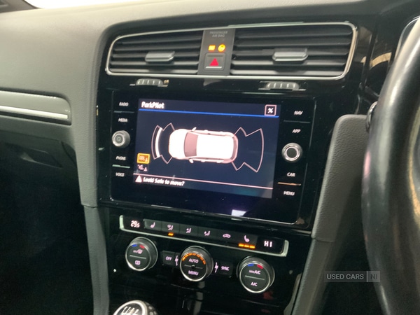 Used Volkswagen Golf 2017 for sale - 76350095: Photo 19