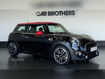 Used MINI Hatch 2019 for sale - 75624611: Photo