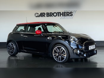Used MINI Hatch 2019 for sale - 75624611: Photo
