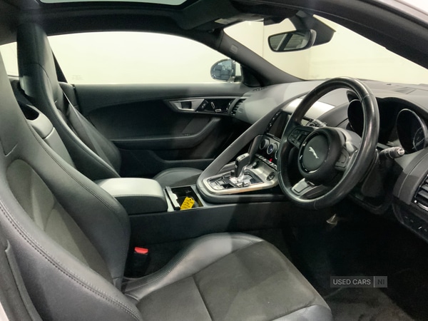 Used Jaguar F-Type 2016 for sale - 76715909: Photo 14