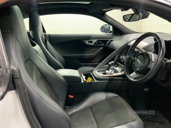 Used Jaguar F-Type 2016 for sale - 76715909: Photo 15
