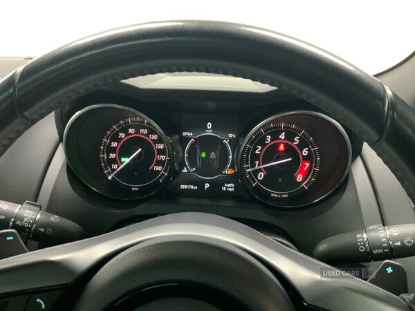 Used Jaguar F-Type 2016 for sale - 76715909: Photo 20