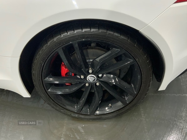 Used Jaguar F-Type 2016 for sale - 76715909: Photo 9