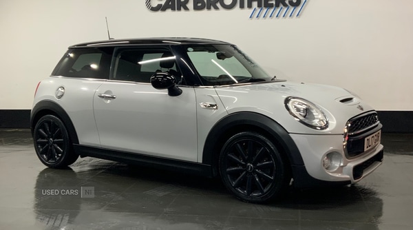 Used MINI Hatch 2017 for sale - 76419406: Photo 1