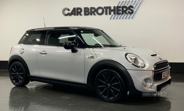 Used MINI Hatch 2017 for sale - 76419406: Photo 2