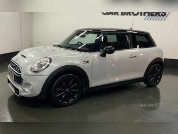 Used MINI Hatch 2017 for sale - 76419406: Photo