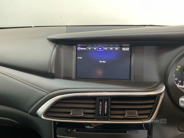 Used Infiniti Q30 2017 for sale - 76228365: Photo 15