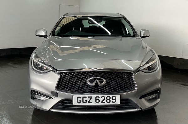 Used Infiniti Q30 2017 for sale - 76228365: Photo 2