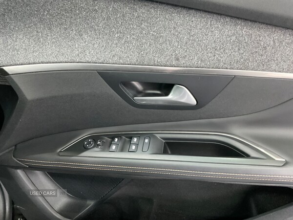 Used Peugeot 3008 2018 for sale - 76260703: Photo 18