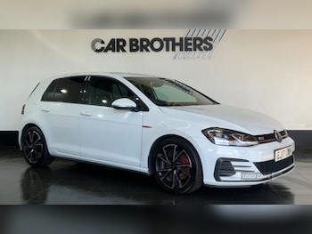 Used Volkswagen Golf 2017 for sale - 77784964: Photo