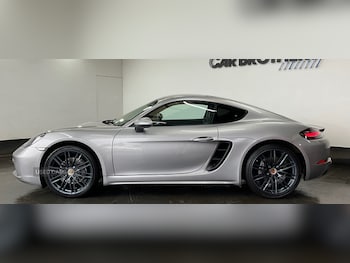 Used Porsche Cayman 2017 for sale - 76433418: Photo