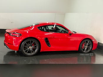 Used Porsche Cayman 2017 for sale - 77231013: Photo