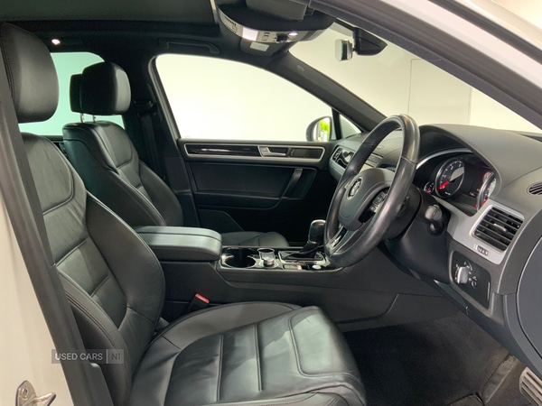 Used Volkswagen Touareg 2017 for sale - 77854565: Photo 15