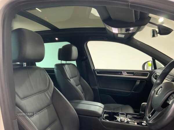 Used Volkswagen Touareg 2017 for sale - 77854565: Photo 20