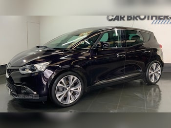 Used Renault Scenic 2019 for sale - 77359652: Photo