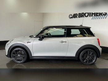 Used MINI Hatch 2017 for sale - 79050346: Photo