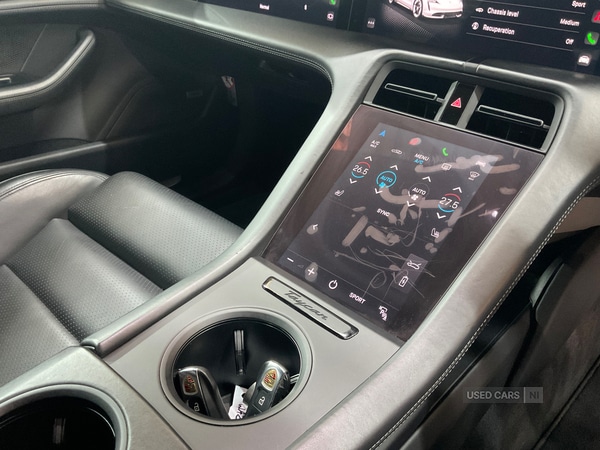 Used Porsche Taycan 2020 for sale - 76202039: Photo 26