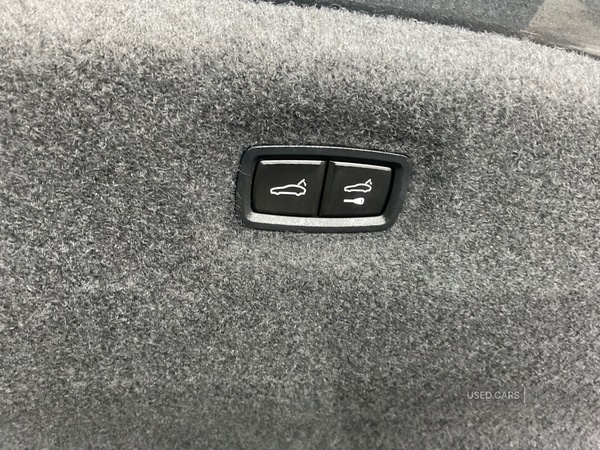 Used Porsche Taycan 2020 for sale - 76202039: Photo 7