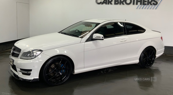 Used Mercedes-Benz C Class 2012 for sale - 77840458: Photo 4