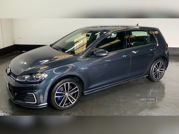 Used Volkswagen Golf 2020 for sale - 75782568: Photo