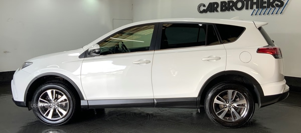 Used Toyota RAV4 2016 for sale - 76167804: Photo 4
