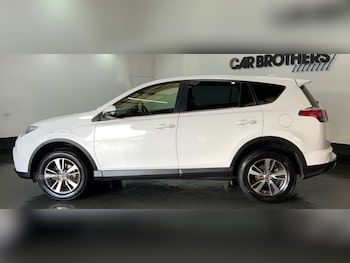Used Toyota RAV4 2016 for sale - 76167804: Photo