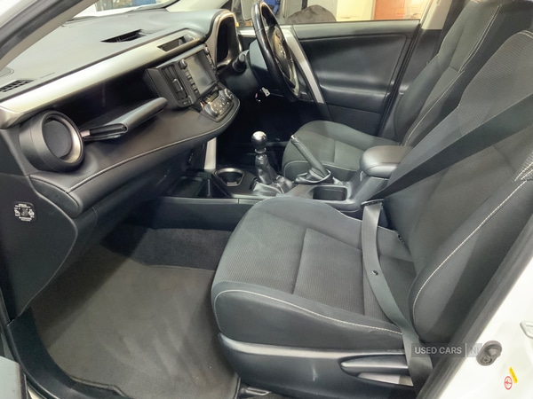 Used Toyota RAV4 2016 for sale - 76167804: Photo 9