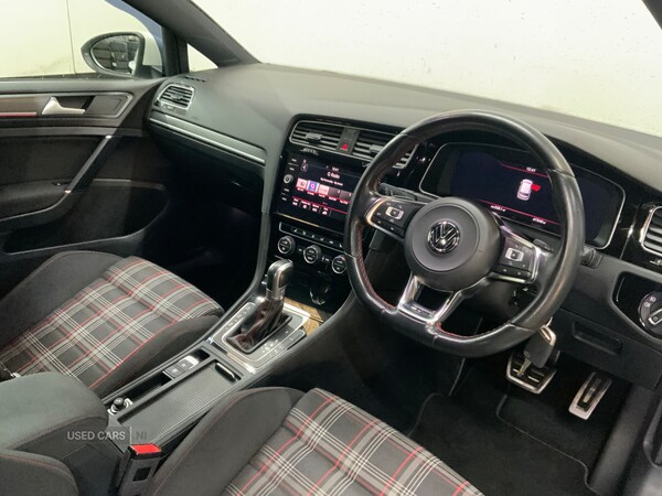 Used Volkswagen Golf 2017 for sale - 76458354: Photo 23