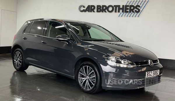 Used Volkswagen Golf 2018 for sale - 78205771: Photo 1