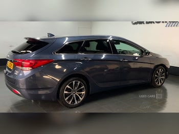 Used Hyundai i40 2018 for sale - 76953666: Photo