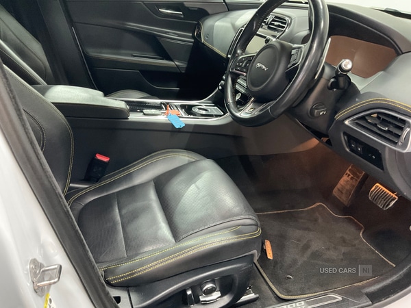 Used Jaguar XE 2018 for sale - 77268373: Photo 16