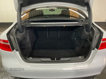 Used Jaguar XE 2018 for sale - 77268373: Photo