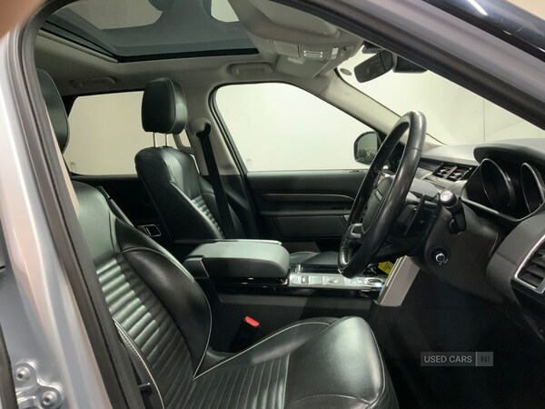 Used Land Rover Discovery 2017 for sale - 76608789: Photo 11