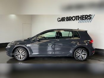Used Volkswagen Golf 2018 for sale - 78923615: Photo