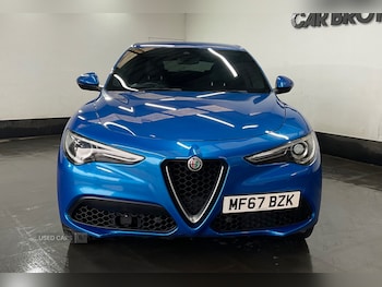 Used Alfa Romeo Stelvio 2017 for sale - 76216022: Photo 2