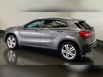 Used Mercedes-Benz GLA 2018 for sale - 79349998: Photo