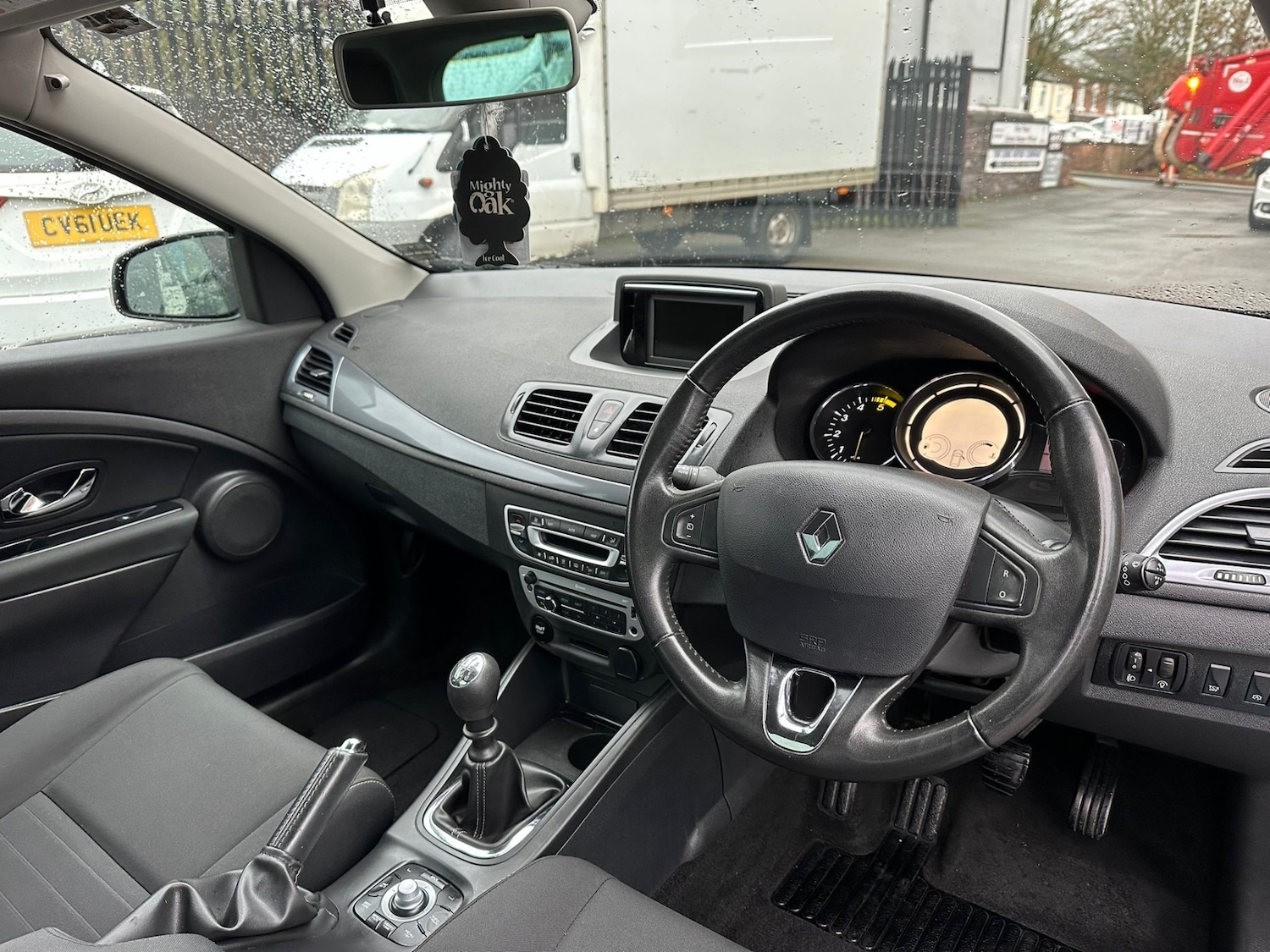 Used Renault Megane 2015 for sale - 76968296: Photo 14